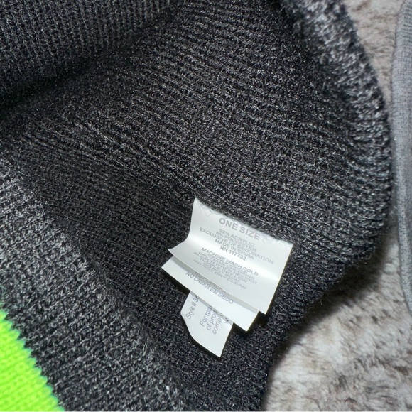 Boys Beanie Bundle Set - Picture 4 of 4